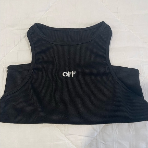 Off-Stamp Ribbed Crop Top - Picture 2 of 3